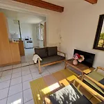 Apartman Au Village Naturiste, Vue Marina *